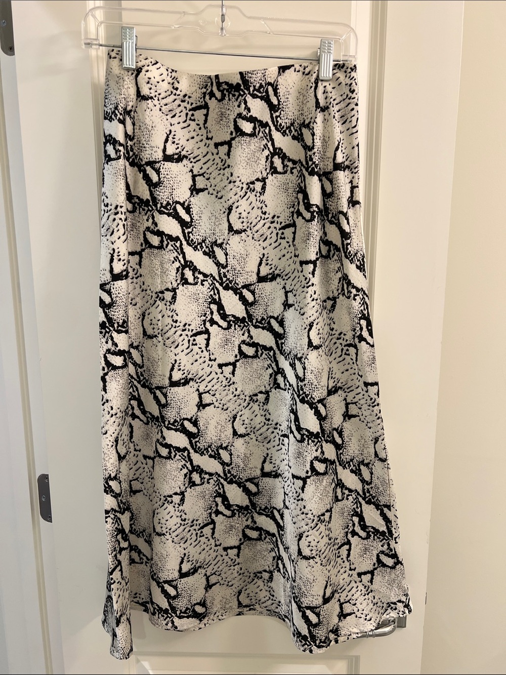 Black and White Snake Print Satin Midi Skirt